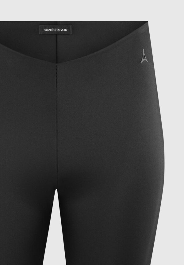Angled Waist Capri Leggings - Black - Image 6